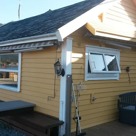 - Utstovegen Etnesjoen